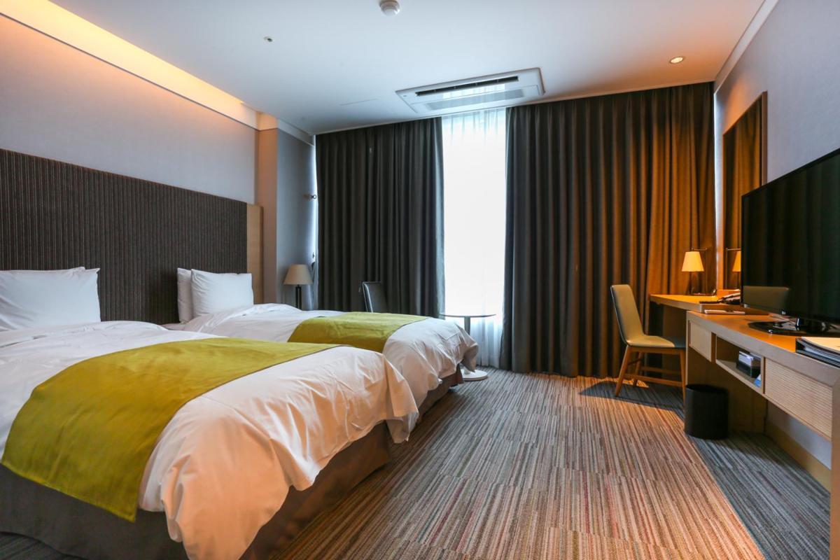 Take Hotel & Resort Inje Speedium Ngoại thất bức ảnh