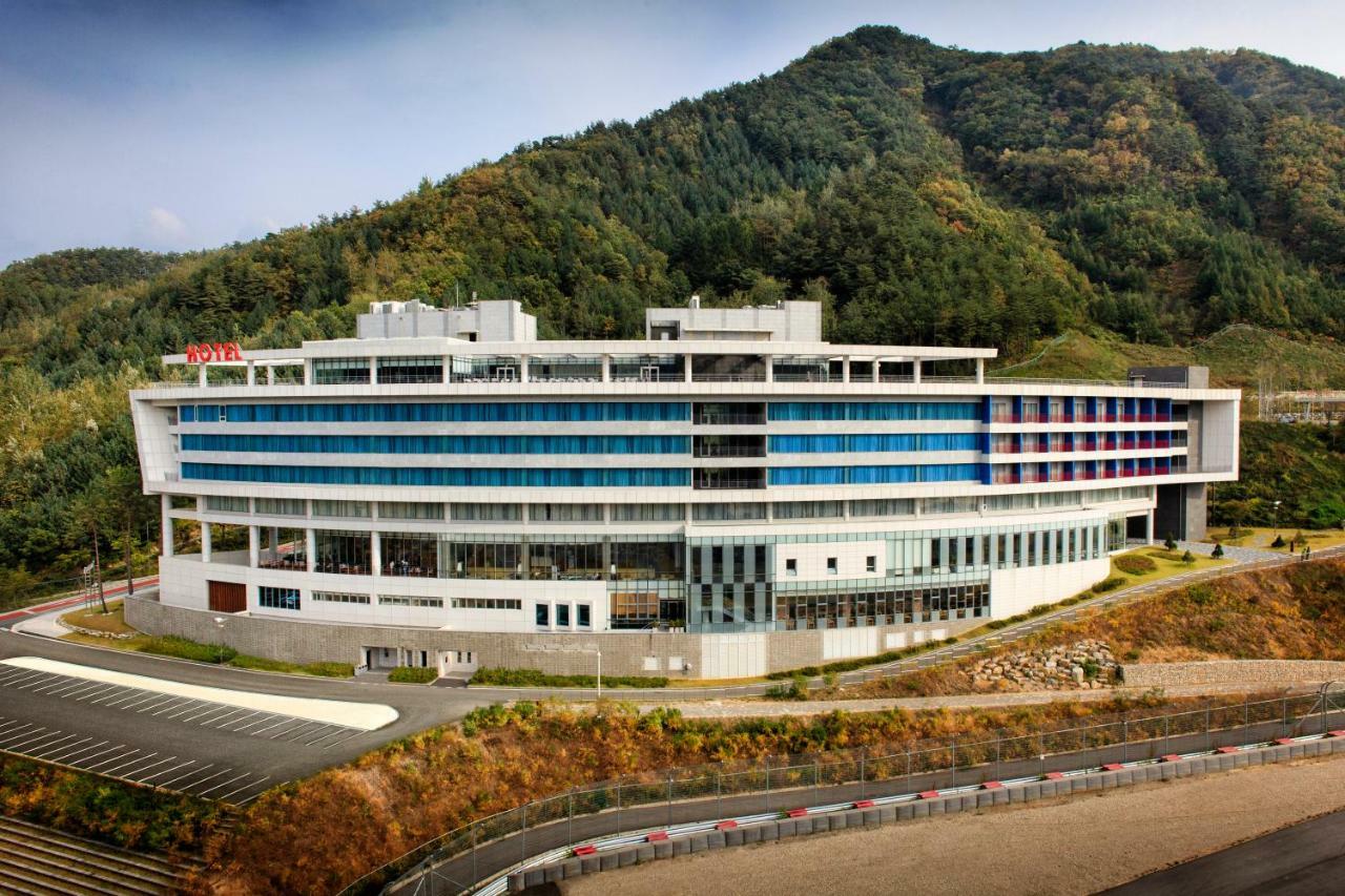 Take Hotel & Resort Inje Speedium Ngoại thất bức ảnh