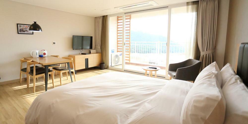 Take Hotel & Resort Inje Speedium Ngoại thất bức ảnh