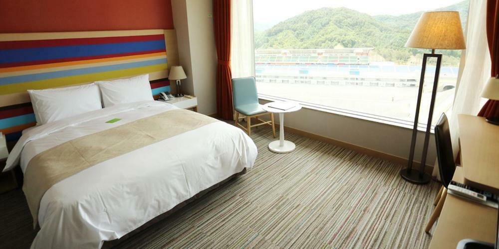 Take Hotel & Resort Inje Speedium Ngoại thất bức ảnh